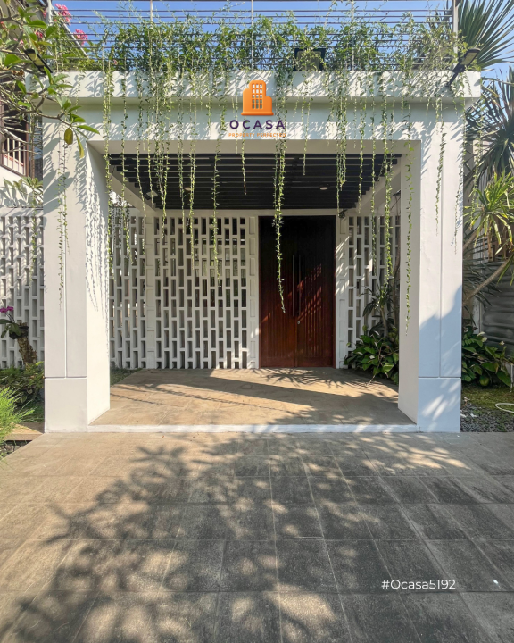 Sewa Rumah Nyaman di BSD City, Tangerang, LT 630m²