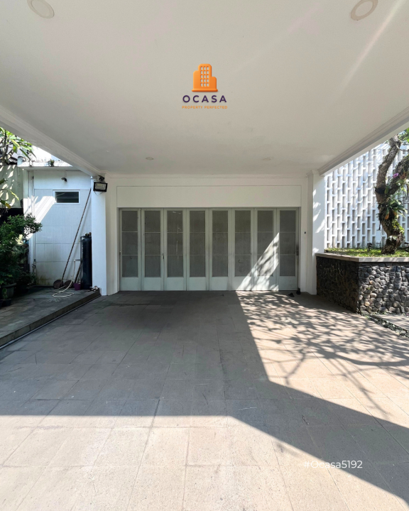 Sewa Rumah Nyaman di BSD City, Tangerang, LT 630m²