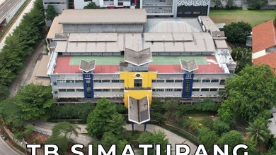 Bangunan 4 Lantai Area Komersil Zona Ungu Best Location Jarang Ada TB SIMATUPANG Jakarta Selatan