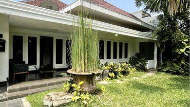 Rumah Sederhana di Menteng, Jakarta Pusat, LT 735 m2