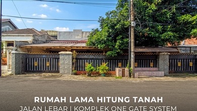 Rumah Area Luxury Tebet, Jakarta Selatan - Harga Terbaik 10,9 Miliar