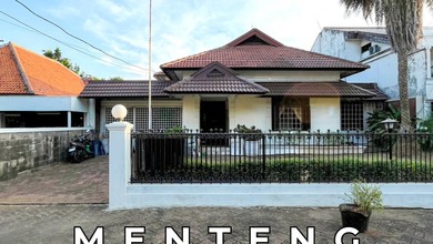 Rumah Area Premium Menteng, Jakarta Pusat - Harga Menarik 46 Miliar