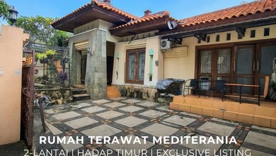 For Sale rumah Eksklusif di Simprug Garden, Jakarta Selatan - LT 623m²