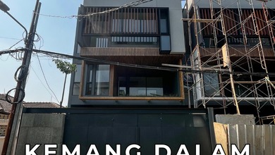 Hunian Prestisius di Kawasan Kemang, Jakarta Selatan, LB 450m², Harga 12,9 Miliar