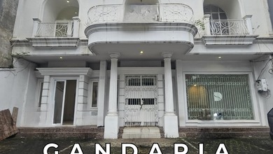 For Rent Bangunan 4 Lantai Gandaria Kebayoran Baru Lokasi Strategis Depan Jalan Raya Cocok Untuk Klinik Kecantikan, Dokter Gigi, Restoran dan Komersil