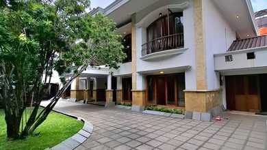 Rumah Sewa Tepat untuk Huni dan Kerja di Kebayoran Baru, Jakarta Selatan