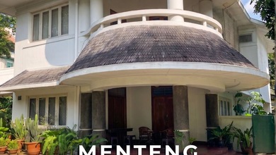 Rumah Mewah di Menteng, Jakarta Pusat, 1 KT, LT 1382m²