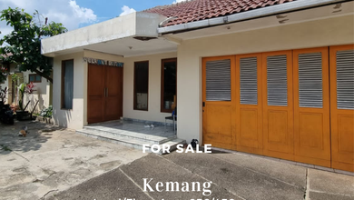 Rumah Area Premium Kemang, Jakarta Selatan - Harga Menarik 22 Miliar