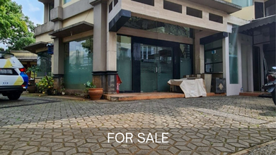 Turun harga !!!Jual cepat ruang usaha lokasi strategis di kebayoran baru jaksel