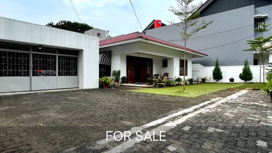 For Sale rumah Eksklusif di Cilandak, Jakarta Selatan - LT 704m²
