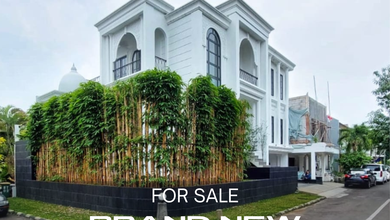 Rumah Area Luxury Bintaro, Tangerang Selatan - Harga Menarik 7,4 Miliar