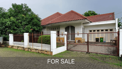 Rumah dalam cluster tanah luas di cilandak jaksel