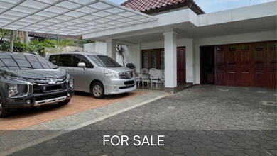 Rumah Elegan di Menteng, Jakarta Pusat, 4 KT, LT 629m²