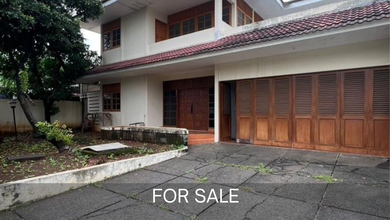 Rumah Mewah di Kebayoran Baru, Jakarta Selatan, 4 KT, LT 428m²