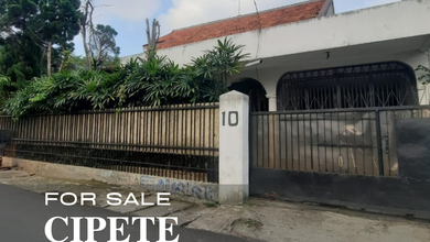 Rumah Area Luxury Cipete, Jakarta Selatan - Harga Menarik 8,5 Miliar