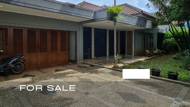 Dijual rumah Eksklusif di Pondok Indah, Jakarta Selatan - LT 758m²