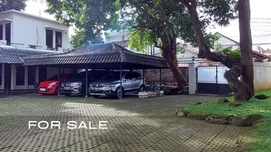 Hunian Mewah di Mampang, Jakarta Selatan, 7 Kamar Tidur, LT 923m²