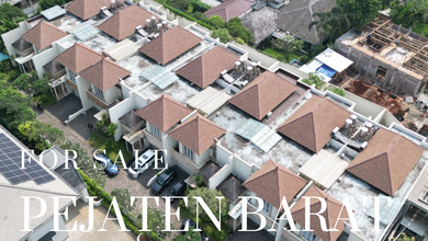 Penawaran Eksklusif, rumah Prestisius di Pejaten, Jakarta Selatan, LB 1m²