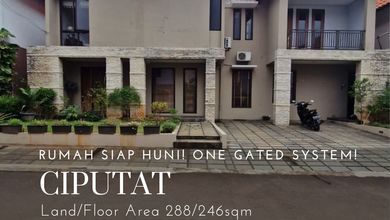 Rumah Mewah di Kawasan Ciputat, Tangerang Selatan, LB 246m², Harga 5,5 Miliar