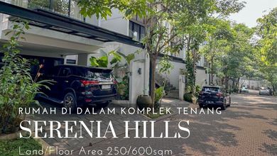 Rumah modern minimalis siap huni di lebak bulus