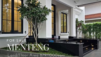 Rumah mewah private kolam berenang lahan luas di menteng