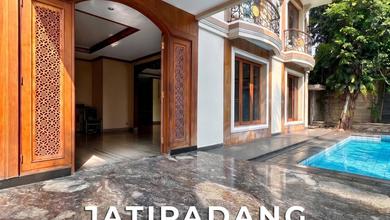 Kesempatan Langka, rumah Mewah di Jati Padang, Jakarta Selatan, LB 800m²