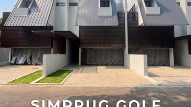 Rumah Mewah di Simprug, Jakarta Selatan, 4 KT, LT 242m²