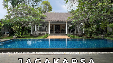 Rumah Elegan di Jagakarsa, Jakarta Selatan, 5 Kamar Tidur, LT 1256m²