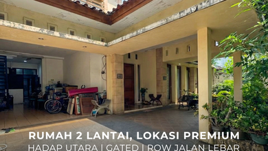 Rumah Elegan di Senopati, Jakarta Selatan, 4 Kamar Tidur, LT 312m²