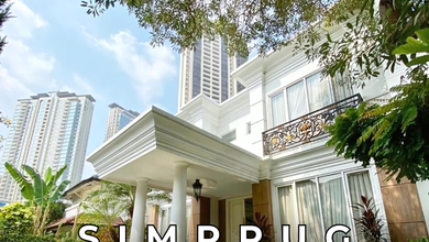 Rumah Area Premium Simprug Garden, Jakarta Selatan - Harga Terbaik 45 Miliar