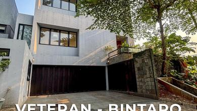 Rumah Mewah di Kawasan Veteran, Jakarta Selatan, LB 660m², Harga 12,1 Miliar