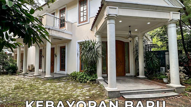 Rumah Area Luxury Kebayoran Baru, Jakarta Selatan - Harga Menarik 65 Miliar