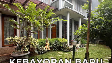 Dijual rumah Eksklusif di Kebayoran Baru, Jakarta Selatan - LT 305m²