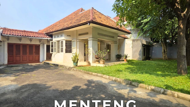 Penawaran Eksklusif, rumah Mewah di Menteng, Jakarta Pusat, LB 766m²