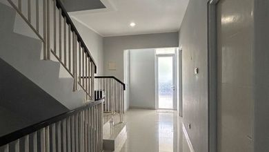 Rumah Dijual di Pantai Indah Kapuk, Jakarta Utara, LB 190m², Harga Terbaik!