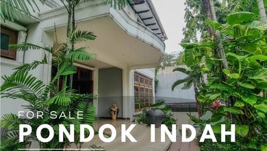 Rumah Nyaman Asri di Pondok Indah 
Jakarta Selatan SHM Luas 682m2