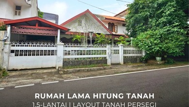 Rumah Elegan di Senopati, Jakarta Selatan, 3 KT, LT 320m²