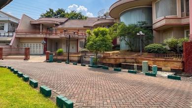 Dijual rumah Eksklusif di Kelapa Gading, Jakarta Utara - LT 1138m²