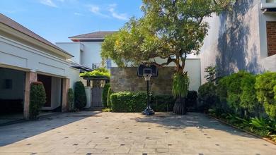 Rumah Mewah di Kawasan Kemang, Jakarta Selatan, LB 600m², Harga 24 Miliar