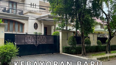 Hunian Elite di Kawasan Kebayoran Baru, Jakarta Selatan, LB 350m², Harga 49 Miliar
