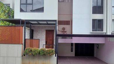 Jual Rumah Megah LT 160 m2 di Cilandak, Jakarta Selatan