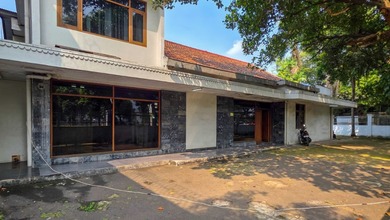 Rumah Elite di Kawasan Kebayoran Baru, Jakarta Selatan, LB 464m², Harga 35 Miliar