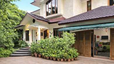 Hunian Mewah di Kawasan Kemang, Jakarta Selatan, LB 250m², Harga 12,9 Miliar