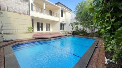 Rumah Sewa Nyaman Lokasi Kemang, Jakarta Selatan, LB 577m²