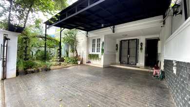 Dijual rumah Eksklusif di Menteng, Jakarta Pusat - LT 285m²