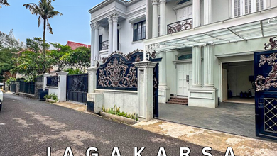 Jual Segera Rumah Mewah area Ciganjur, Jakarta Selatan, Luas 209 m2
