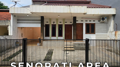 Rumah Kost 2 Lt. Hadap Utara di Senopati Area Dekat Widya Chandra