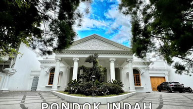 Rumah Mewah di Pondok Indah, Jakarta Selatan, 4 KT, LT 1375m²