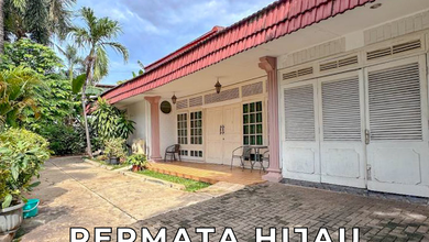 Dijual Rumah Hoek Selatan Dan Barat di Prime Area Permata Hijau