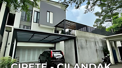 Rumah Furnished Hadap Selatan Dalam Komplek One Gate di Cilandak